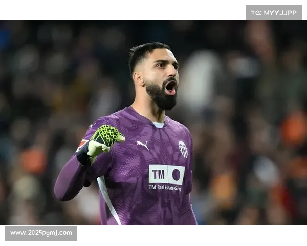 瓦伦西亚0-2不敌皇马遭遇三连败，保级形势愈发严峻